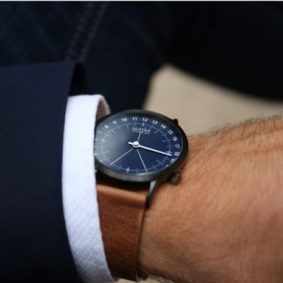 montre au poignet