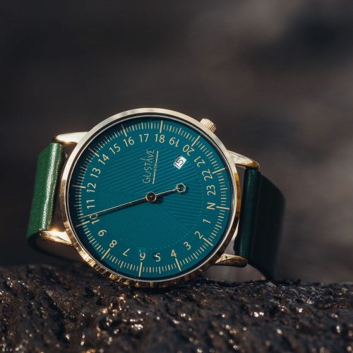 Montre André cadran bleu et or rose; bracelet en cuir vert- Gustave & Cie