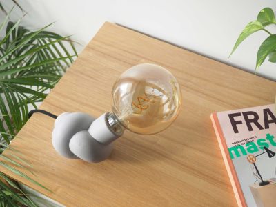 lampe à poser béton ampoule edison