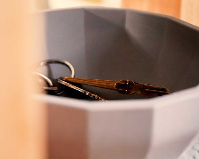 Vide poche en béton Brut TAILLE - Gone's - Accessoires télétravail – Image 2