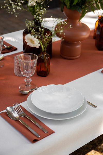 Assiette en porcelaine moderne creuse - Ogre la Fabrique - Vaisselle - TAHITI blanche (22cm) – Image 2