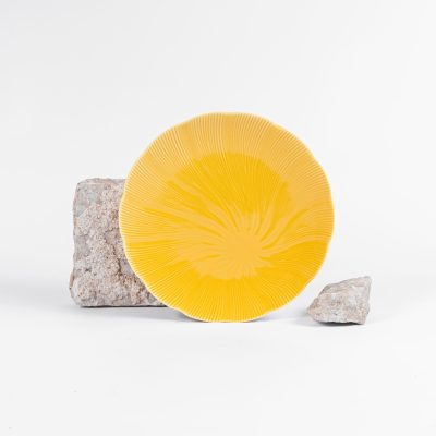 Assiette en porcelaine moderne plate - Ogre la Fabrique - Vaisselle - TAHITI Jaune (25cm)