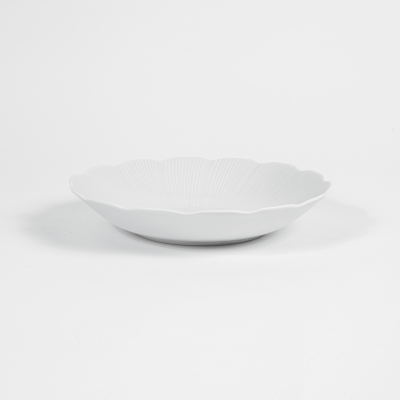 Assiette en porcelaine moderne creuse - Ogre la Fabrique - Vaisselle - TAHITI blanche (22cm)