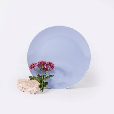 Assiette en porcelaine moderne plate ronde - Ogre la Fabrique - Vaisselle - 25cm bleu