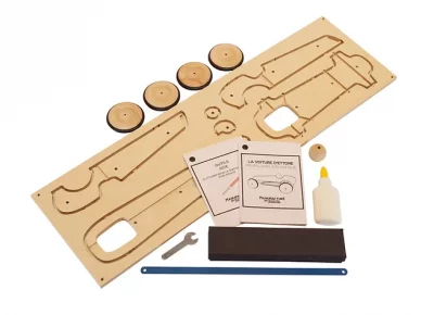 Jeux de construction Montessori en bois - bébé - La voiture d'Ettore - Manufacture en Famille – Image 2