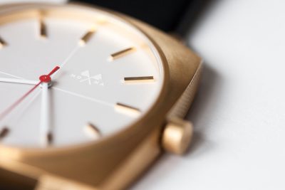 mona watch montre