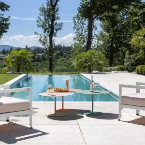 fauteuil exterieur matière grise