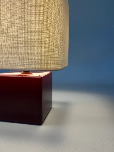 Lampes à poser design en bois laqué - ANSO - Luminaire - Mellow bordeaux – Image 2
