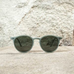 Lunettes de soleil en plastique recyclé - Avène Rivière - Eio - Lunettes